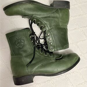 Vintage Women’s Leather Lace Green Ariat Boots Size 6 1/2 Great Condition